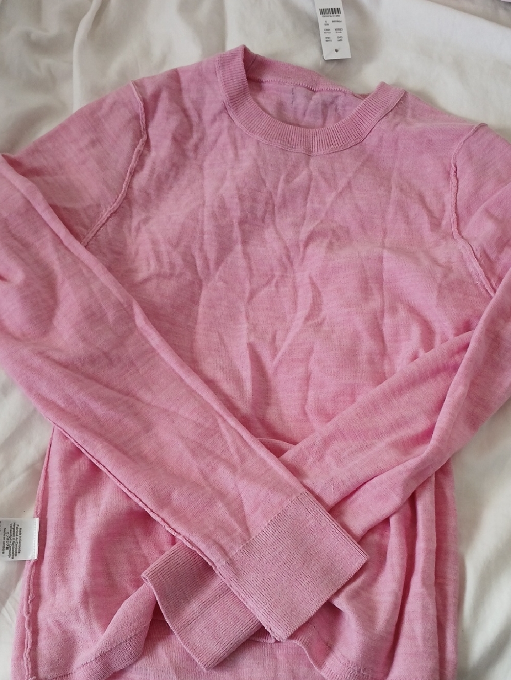 Light Pink Crewneck Women's Sweater 15 Inches Pit To Pit BNWT